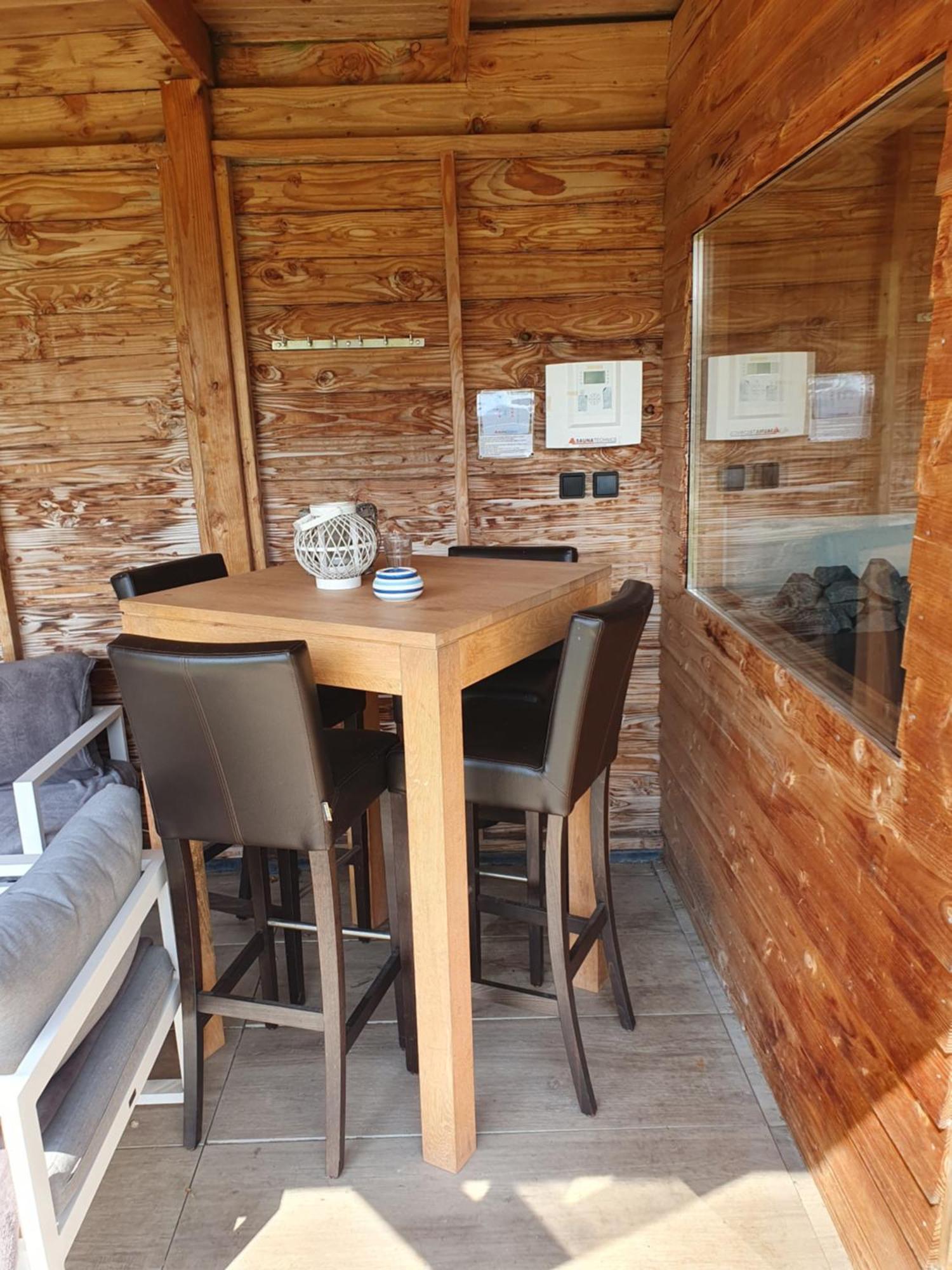 Holiday Cottage With Sauna In Zeeland Stavenisse Kültér fotó